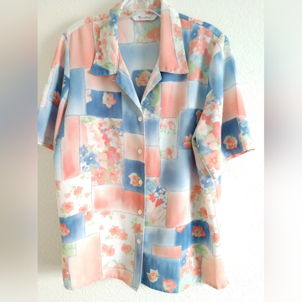 TanJay Women's Short Sleeve Button Front Shirt Floral Patchwork Print S